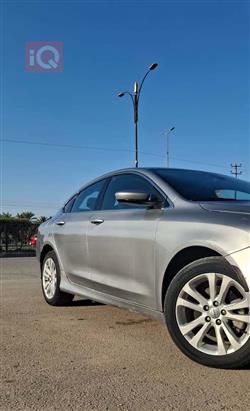 کرایسلەر 200